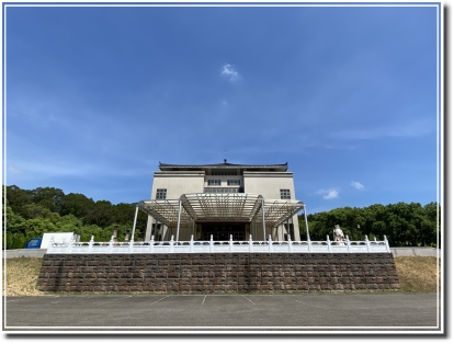 第十三公墓納骨堂-懷恩堂